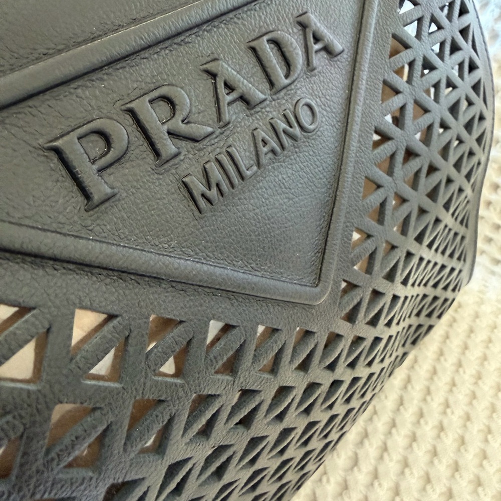 Gorgeous Prada Leather Laser Cut Top Handle Tote - Picture 8 of 16